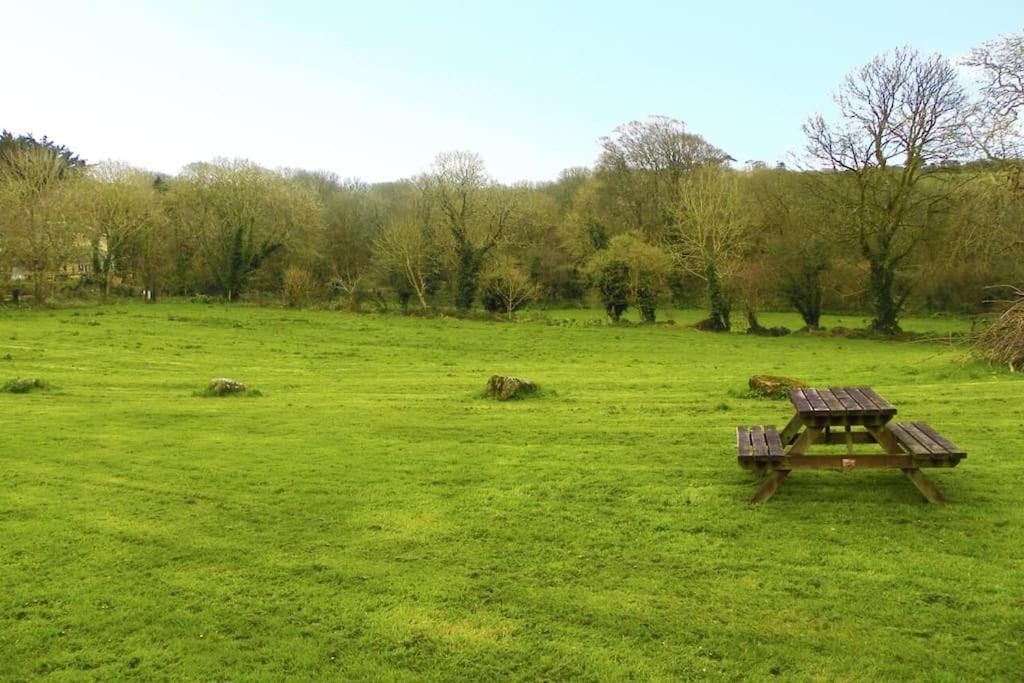 Beautiful Cornish Barn In The Stunning Lamorna Valley With Large Garden Apartment Paul Exterior photo